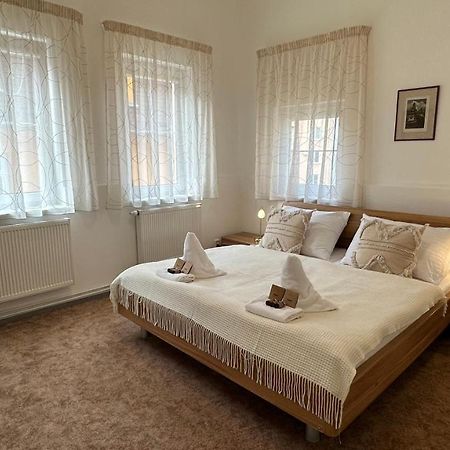 Apartment Bohemia Κάρλοβι Βάρι Εξωτερικό φωτογραφία