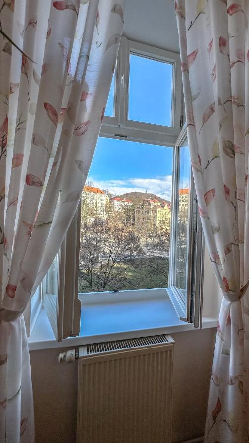 Apartment Bohemia Κάρλοβι Βάρι Εξωτερικό φωτογραφία